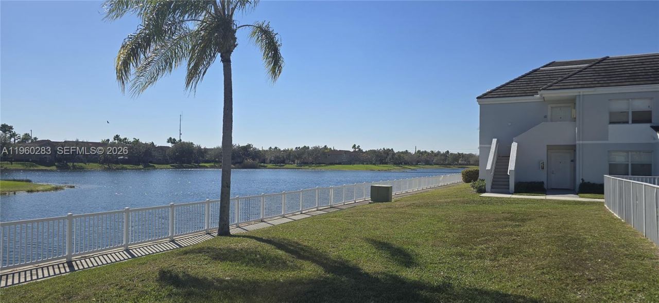 8540 SW 212th St, Unit 207, Cutler Bay, FL 33189 Photo