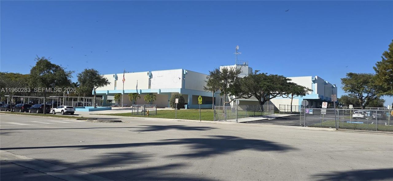 8540 SW 212th St, Unit 207, Cutler Bay, FL 33189 Photo