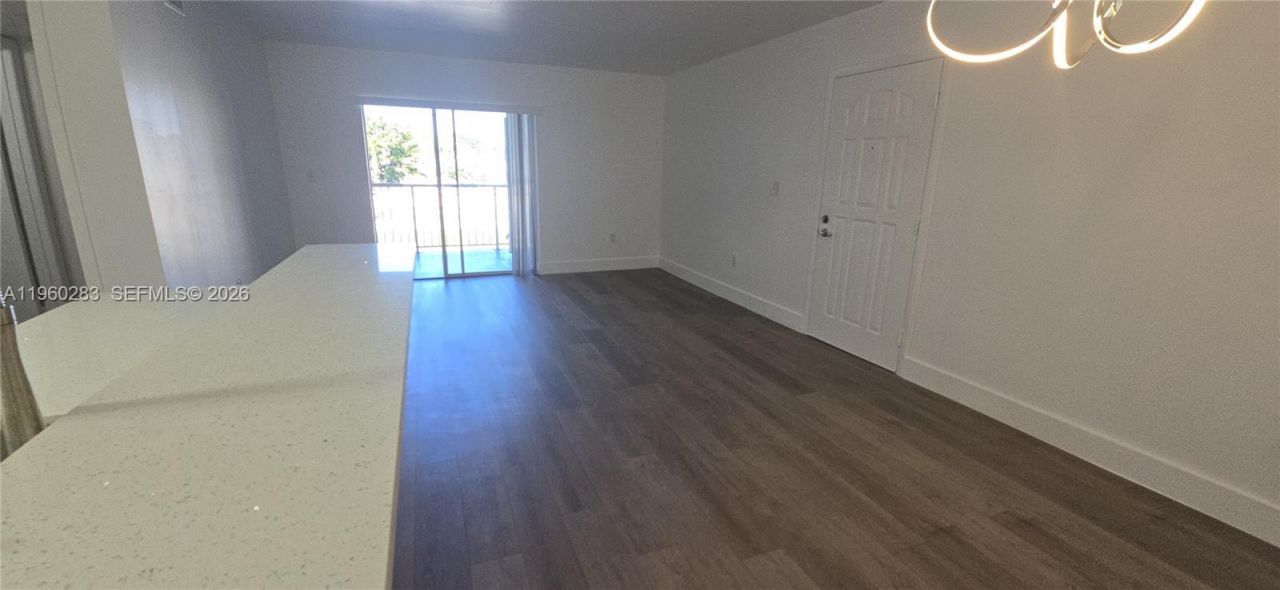 8540 SW 212th St, Unit 207, Cutler Bay, FL 33189 Photo