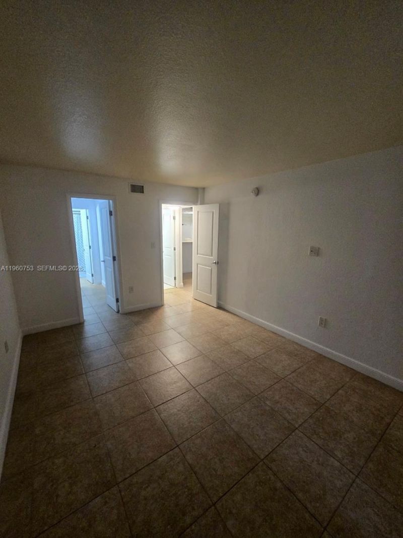 1800 Sans Souci Blvd , Unit 128, North Miami, FL 33181 Photo