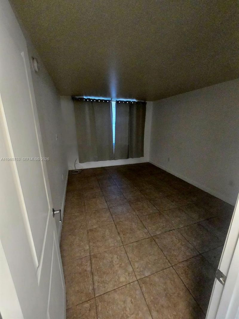 1800 Sans Souci Blvd , Unit 128, North Miami, FL 33181 Photo