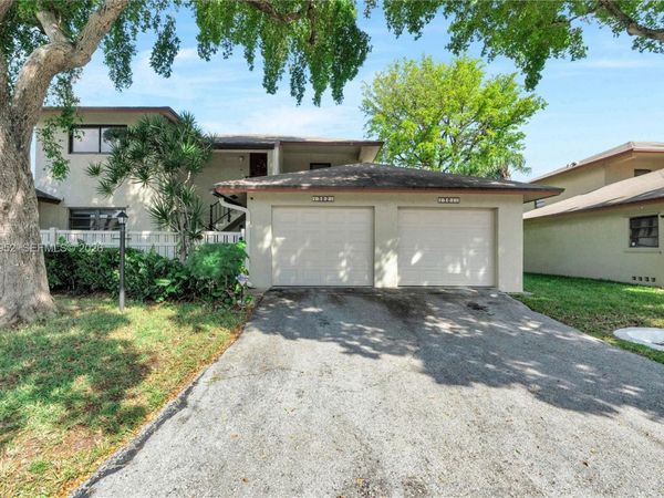 1759 NE 39th Ct, Unit 1301, Pompano Beach, FL 33064