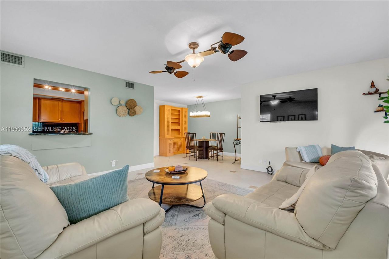 1759 NE 39th Ct, Unit 1301, Pompano Beach, FL 33064 Photo