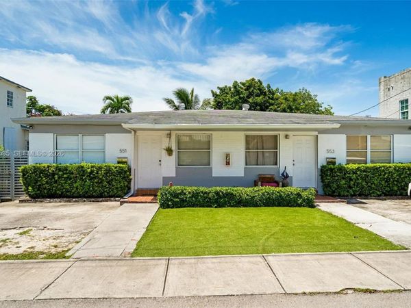 551 NE 67th St , Miami, FL 33138