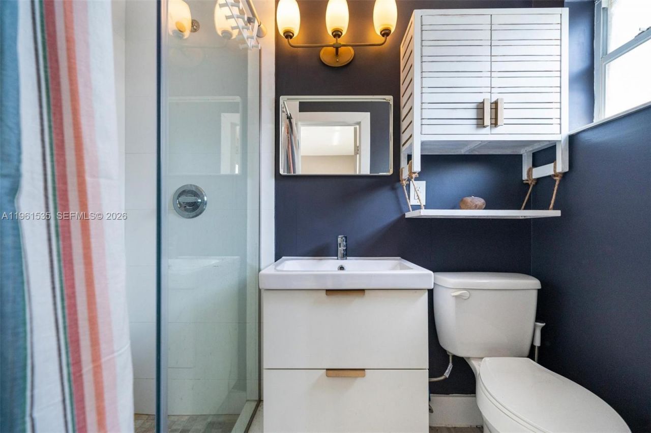 551 NE 67th St , Miami, FL 33138 Photo