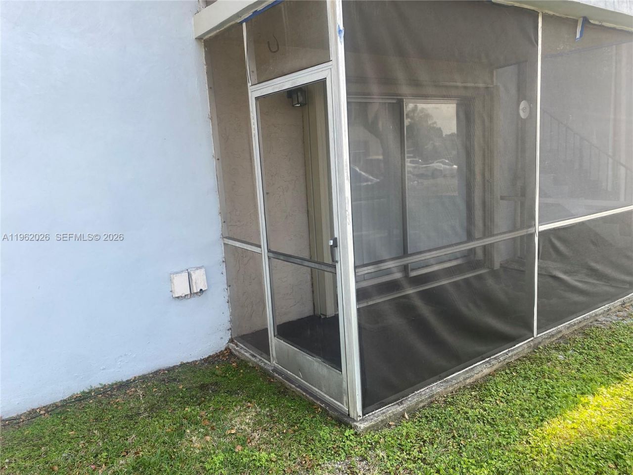335 W Laurel Dr , Unit 1M, Margate, FL 33063 Photo