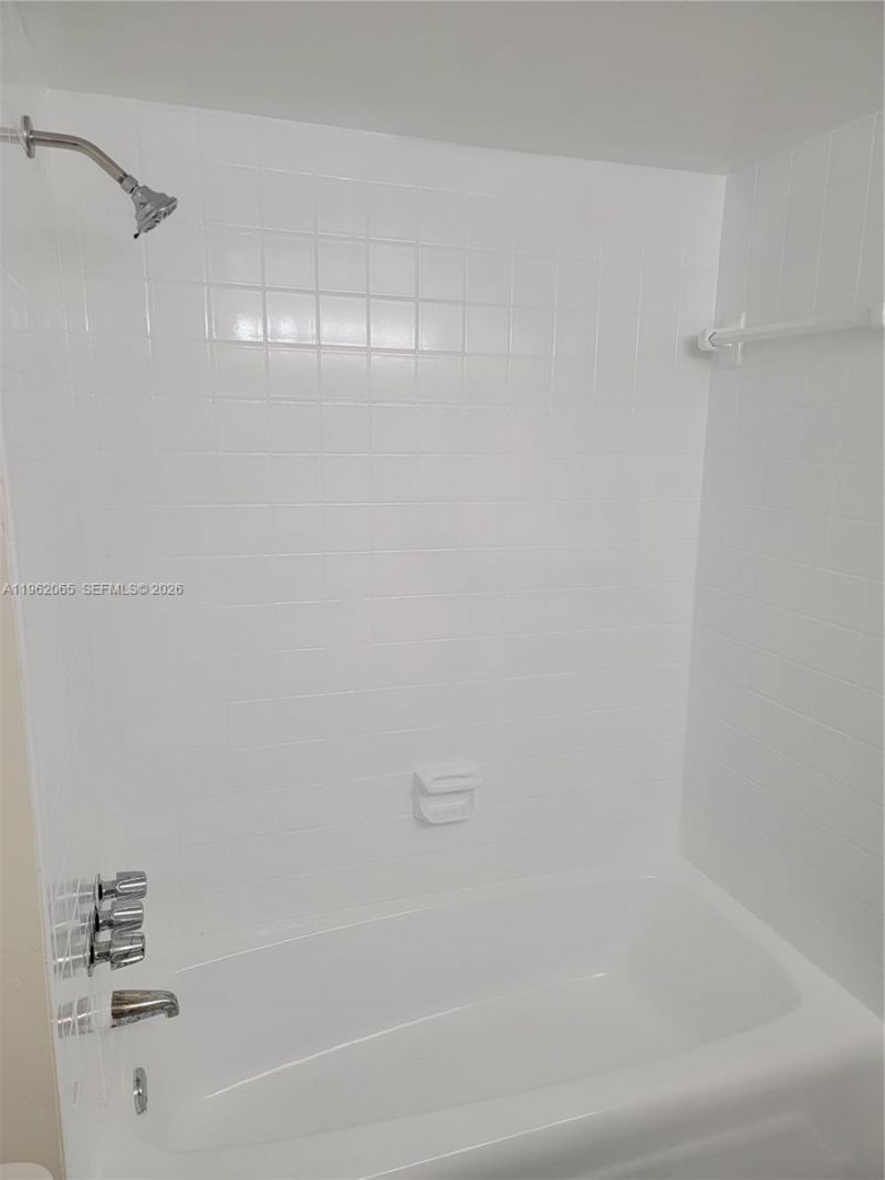 4174 NW 79th Ave , Unit 2B, Doral, FL 33166 Photo