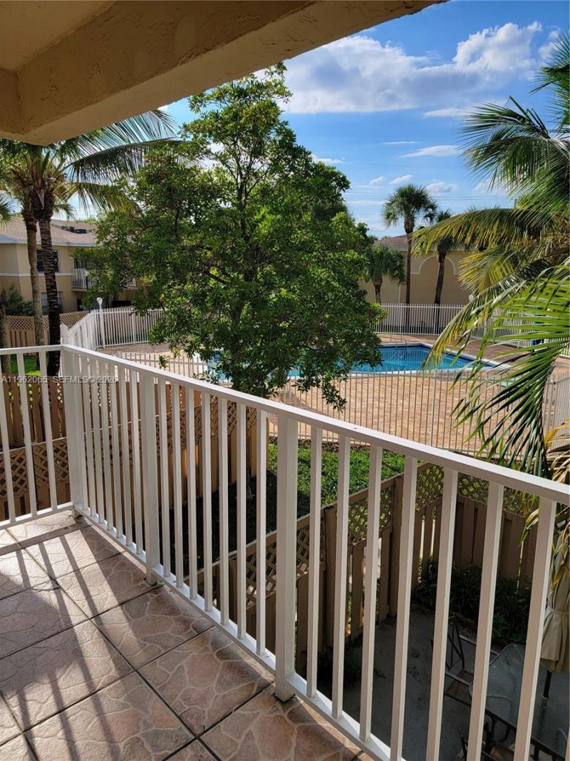 4174 NW 79th Ave , Unit 2B, Doral, FL 33166 Photo