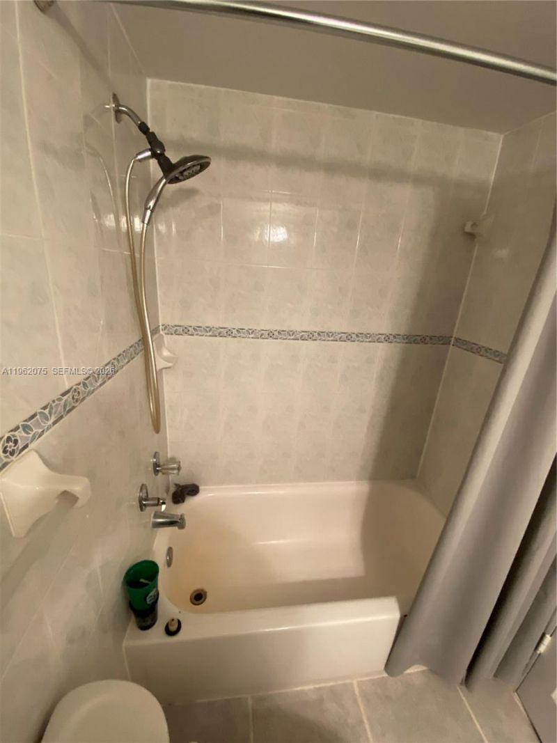 3725 S Ocean Dr , Unit 607, Hollywood, FL 33019 Photo