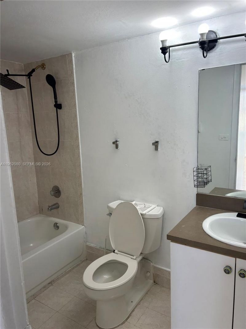 14311 N Kendall Dr, Unit 402A, Miami, FL 33186 Photo