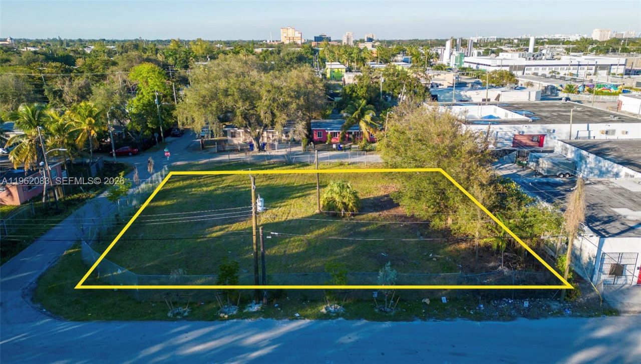 159 NE 64th St , Miami, FL 33138 Photo