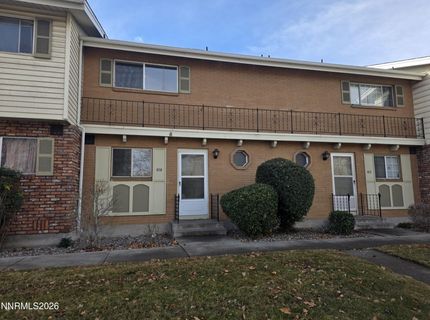 127 Smithridge Park, Reno, NV 89502 Photo