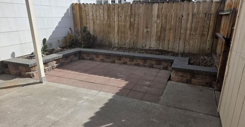 127 Smithridge Park, Reno, NV 89502 Photo