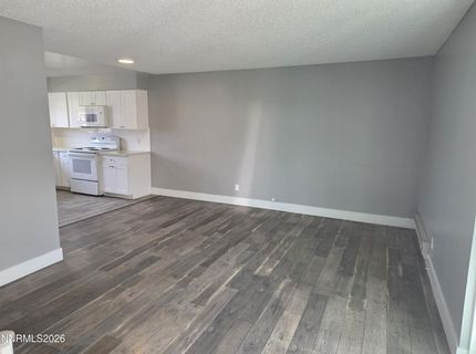 127 Smithridge Park, Reno, NV 89502 Photo