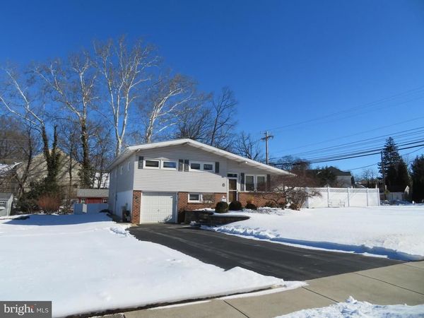 2 BLUE RIDGE ROAD, PLYMOUTH MEETING, PA 19462