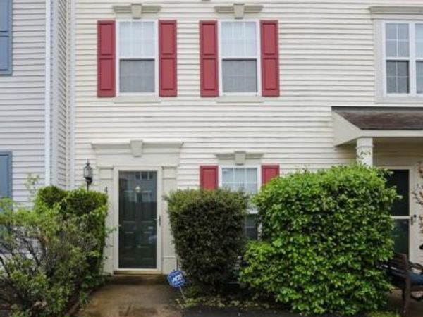 45453 HERITAGE TRAIL SQUARE, STERLING, VA 20164