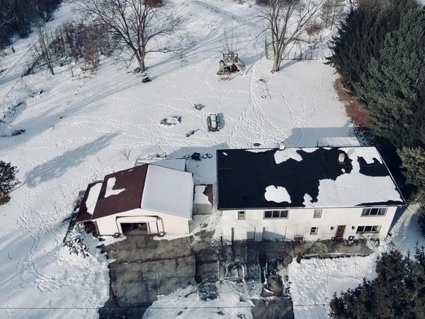 311 S Lapham Peak ROAD, Delafield, WI 53018