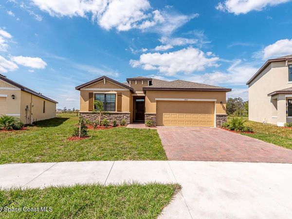 1863 Farmhouse Road SE, Palm Bay, FL 32909