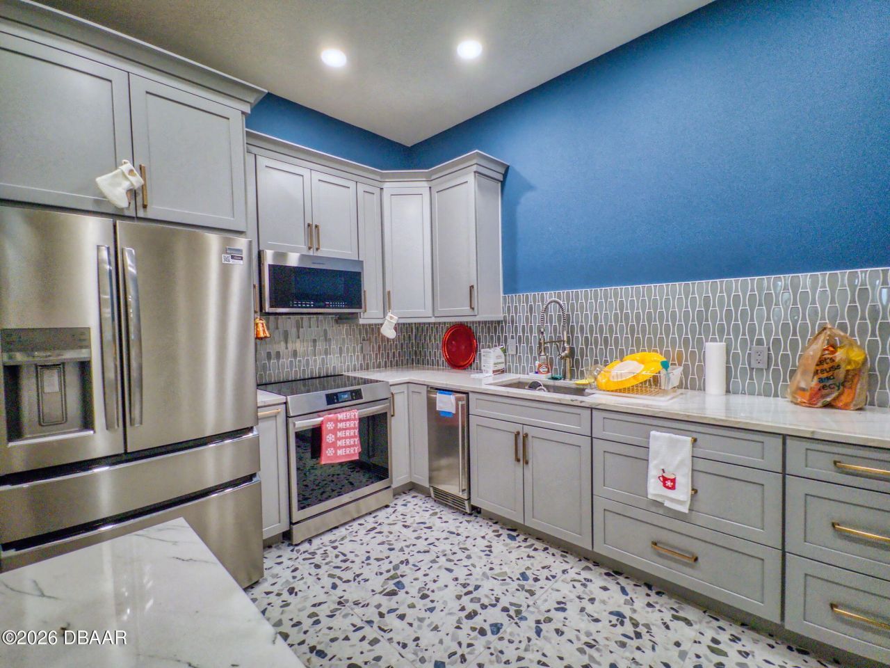 290 Navajo Drive, Oak Hill, FL 32759 Photo