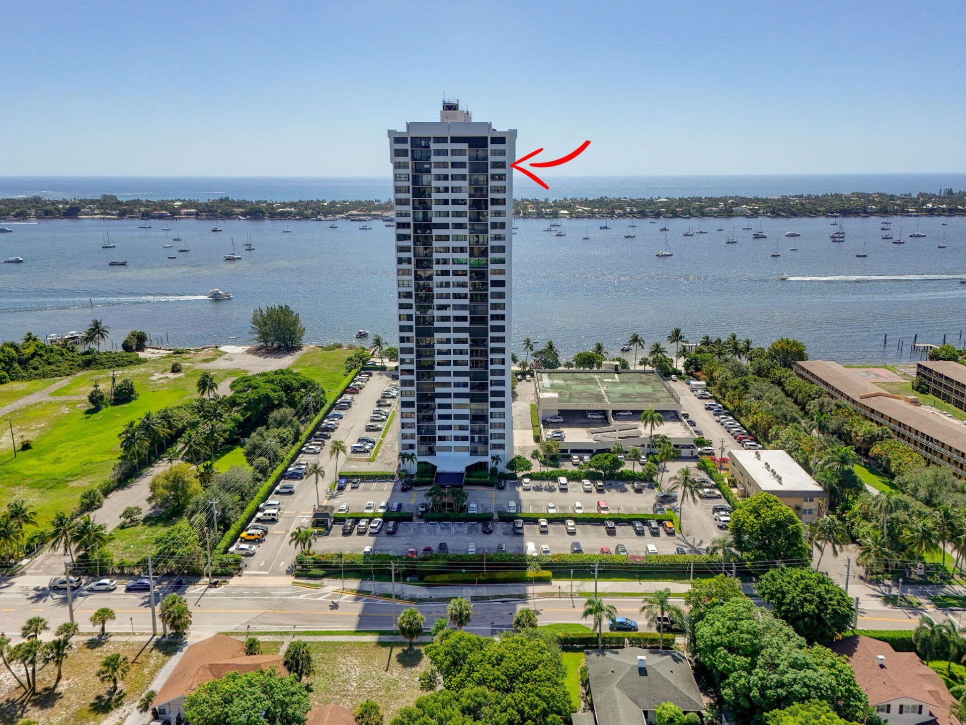 5600 N Flagler Drive, Unit 2703, West Palm Beach, FL 33407 Photo