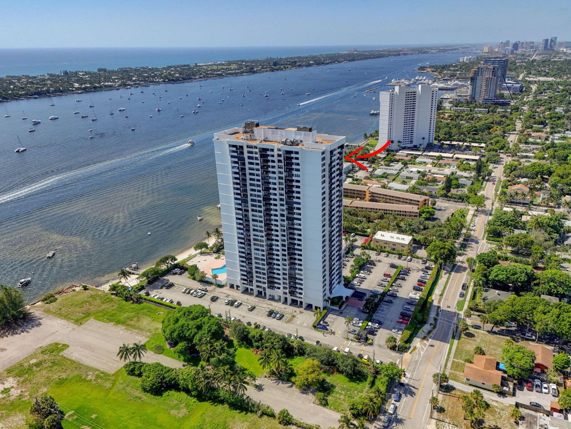 5600 N Flagler Drive, Unit 2703, West Palm Beach, FL 33407 Photo