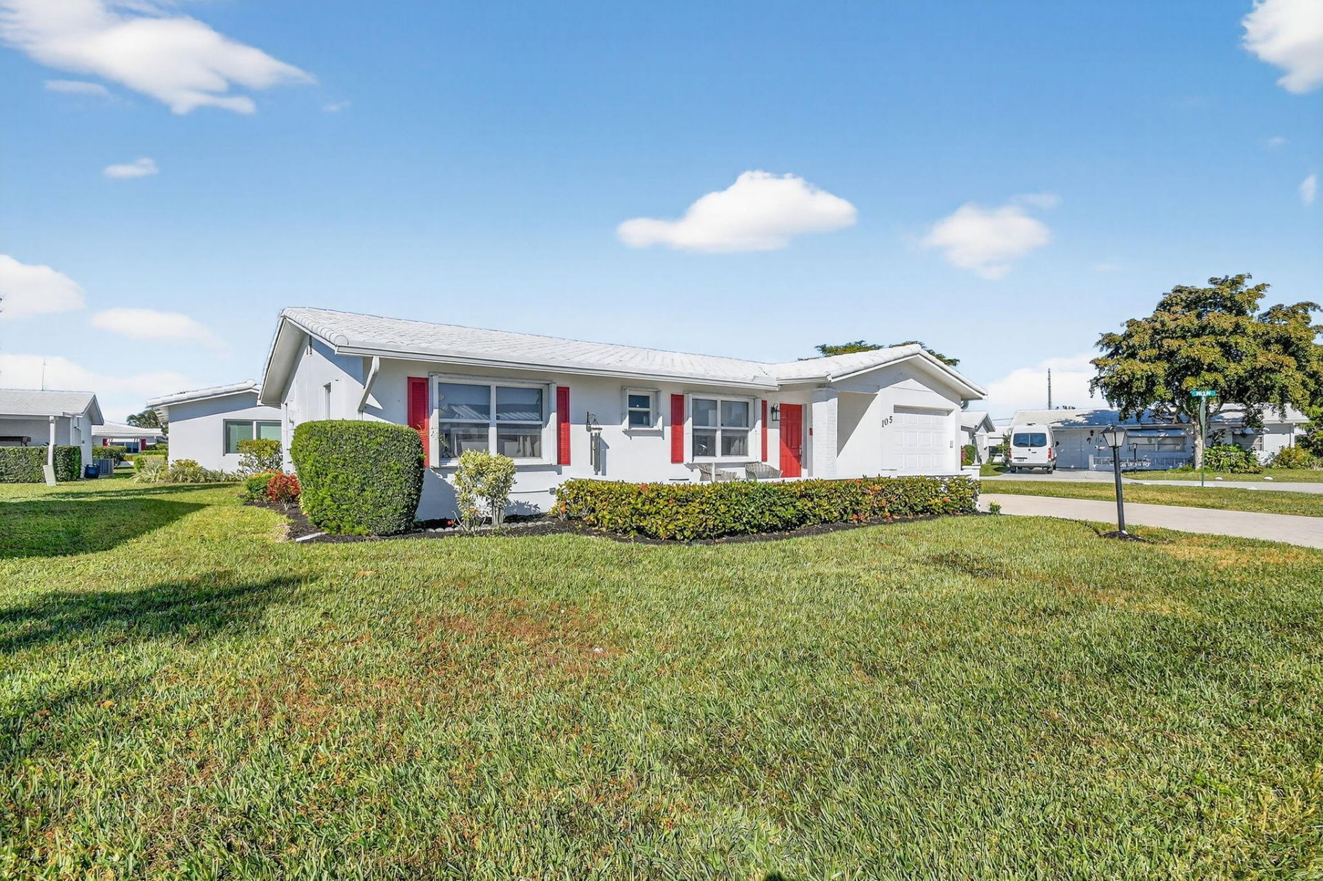 105 SW 9th Street, Boynton Beach, FL 33426 Photo