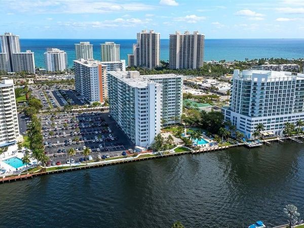 3233 NE 34th St, Unit 717, Fort Lauderdale, FL 33308