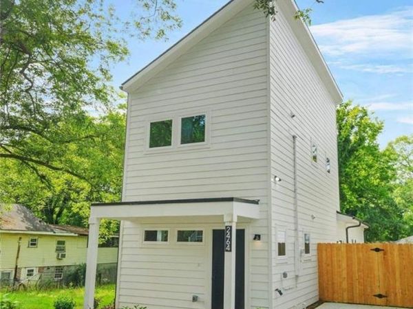 2464 Bellview Avenue NW, Atlanta, GA 30318