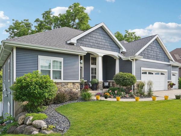 809 Maple Drive, Mount Horeb, WI 53572