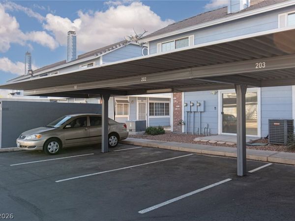 5370 Angler Circle, Unit 202, Las Vegas, NV 89122