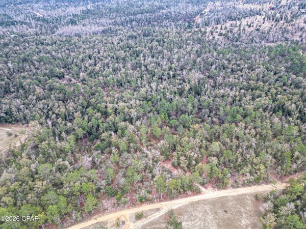 3340 Varsey Lane, Marianna, FL 32448