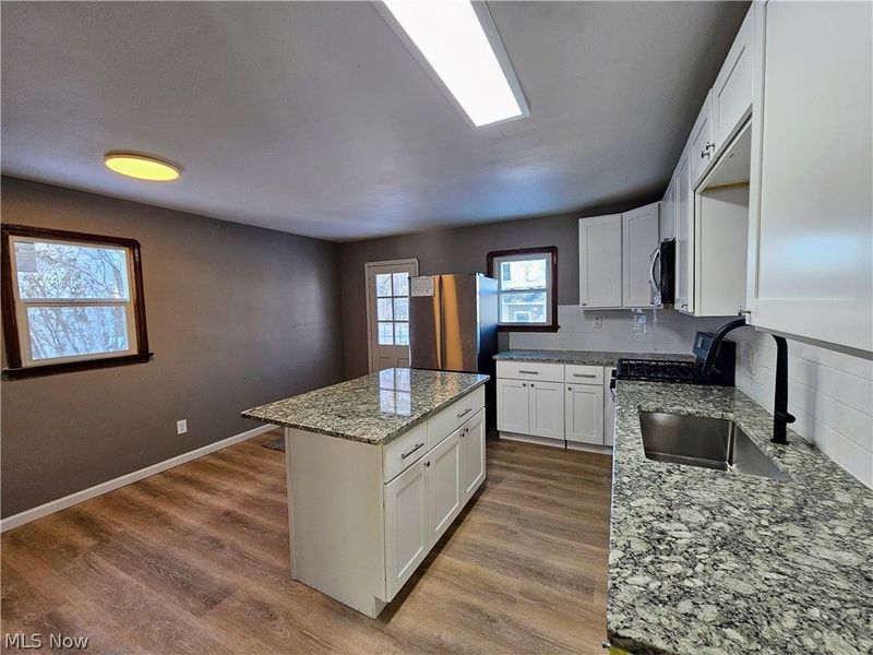 13417 Granger Road, Garfield Heights, OH 44125 Photo 11