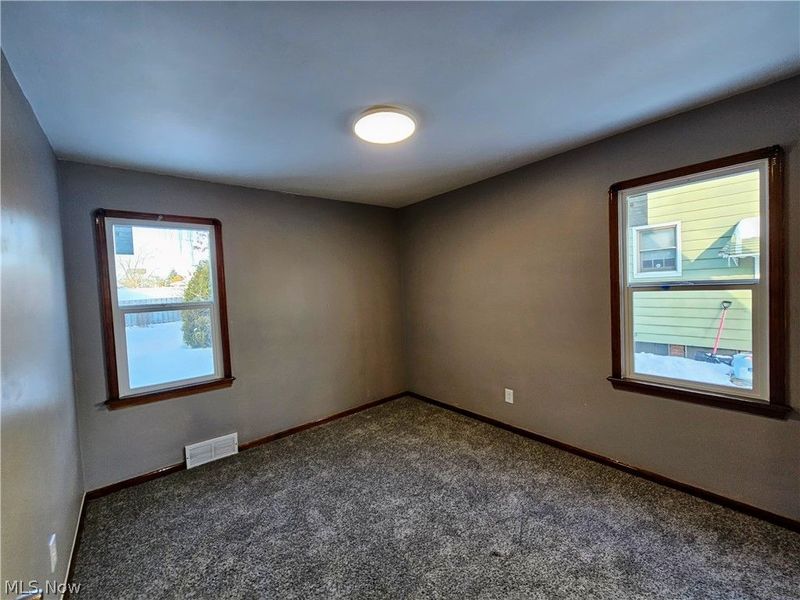 13417 Granger Road, Garfield Heights, OH 44125 Photo 17