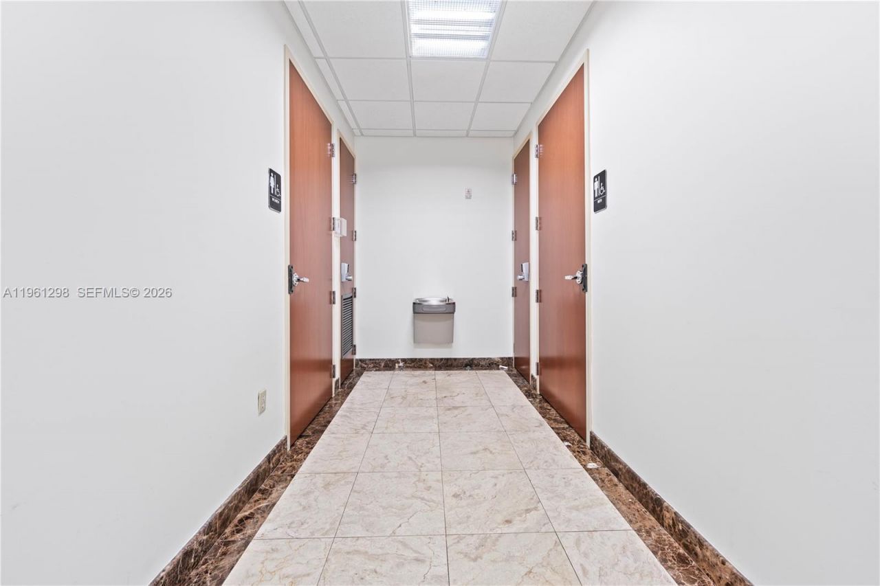 6500 Cow Pen Rd, Unit 201, Miami Lakes, FL 33014 Photo