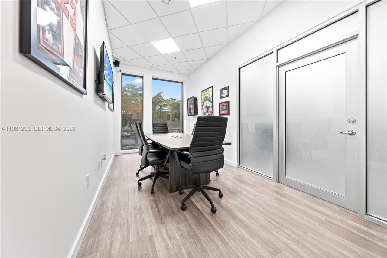 6500 Cow Pen Rd, Unit 201, Miami Lakes, FL 33014 Photo