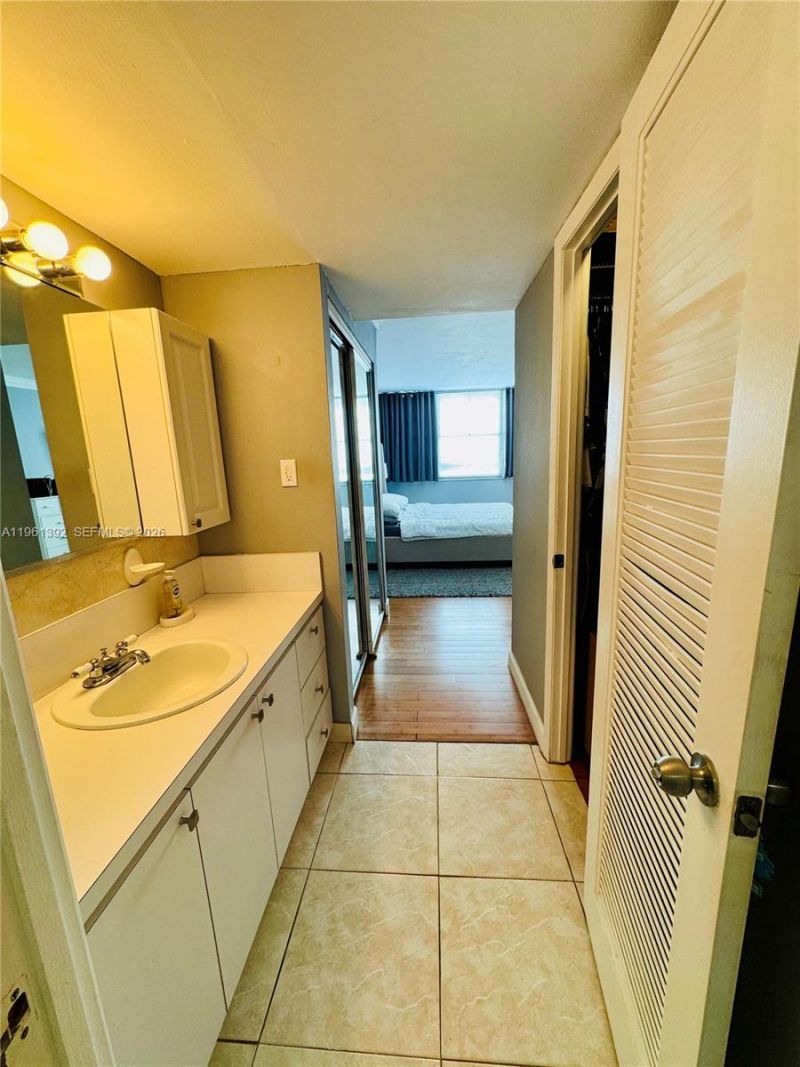 18051 Biscayne Blvd, Unit 503, Aventura, FL 33160 Photo