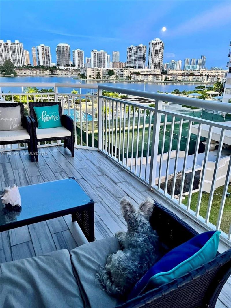 18051 Biscayne Blvd , Unit 503, Aventura, FL 33160 Photo