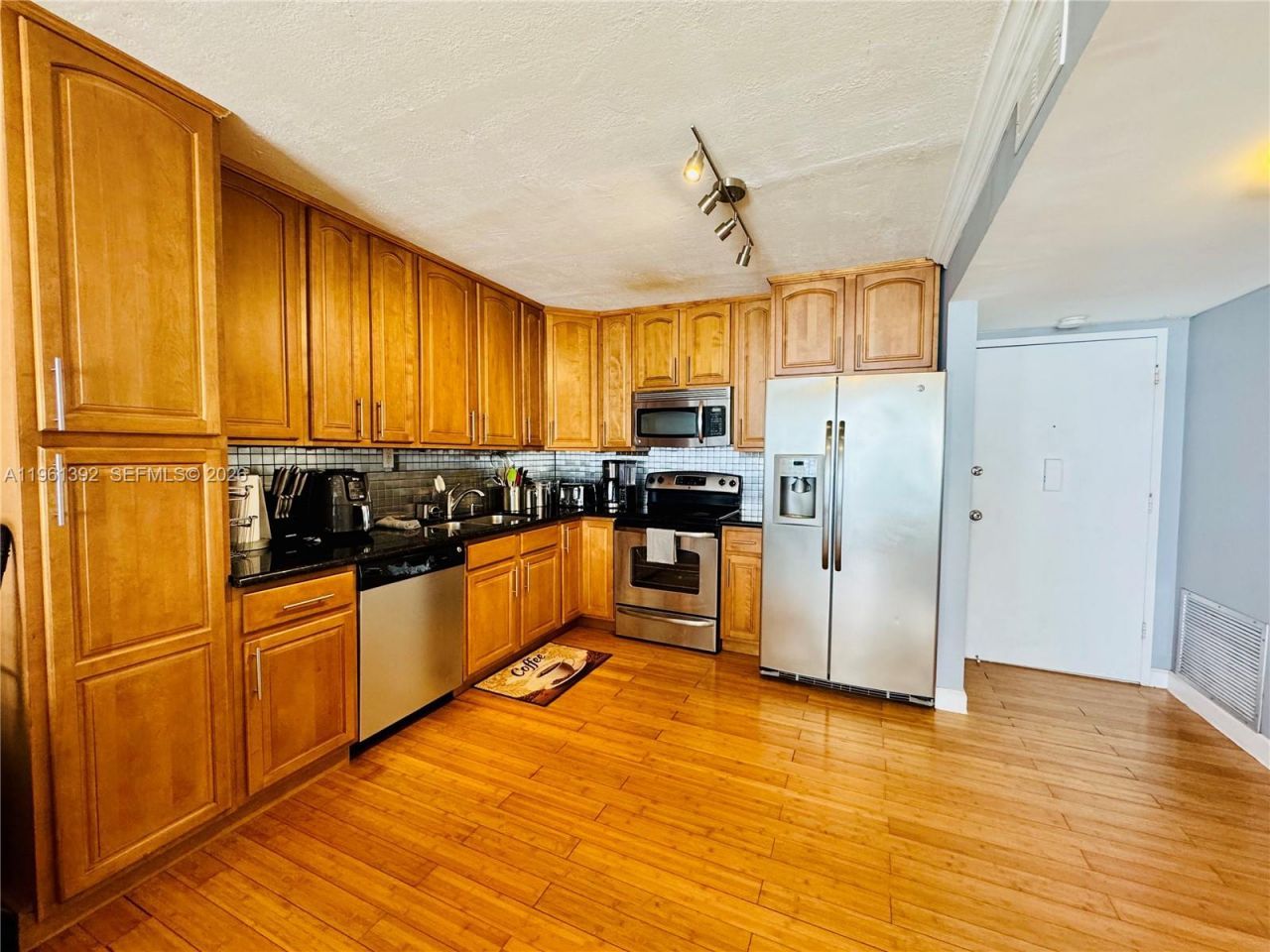 18051 Biscayne Blvd, Unit 503, Aventura, FL 33160 Photo