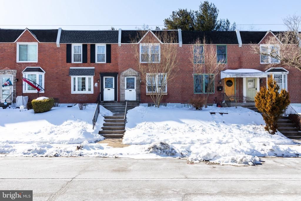 5882 Magdalena Street, Philadelphia, PA 19128 Main Photo