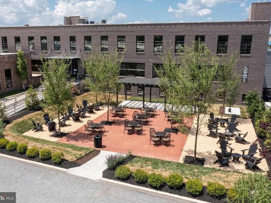 1 N Haven Street, Unit SUITE 102, Baltimore, MD 21224 Main Photo