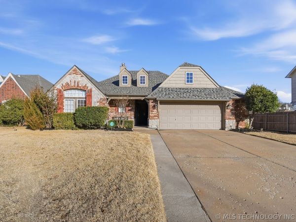 1703 S Desert Palm Place, Broken Arrow, OK 74012