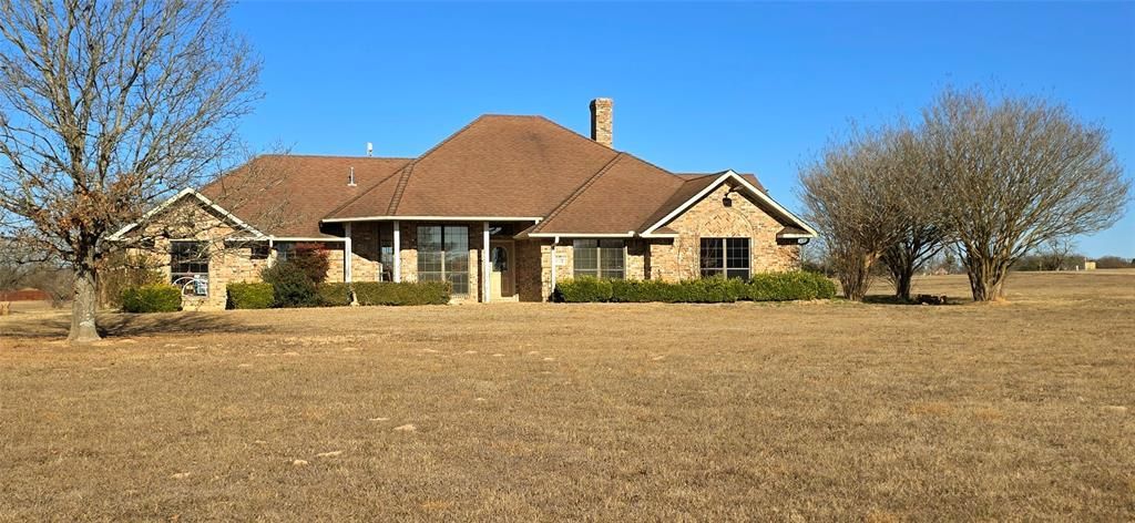 1001 High Meadow, Mount Vernon, TX 75457 Main Photo