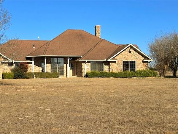 1001 High Meadow, Mount Vernon, TX 75457