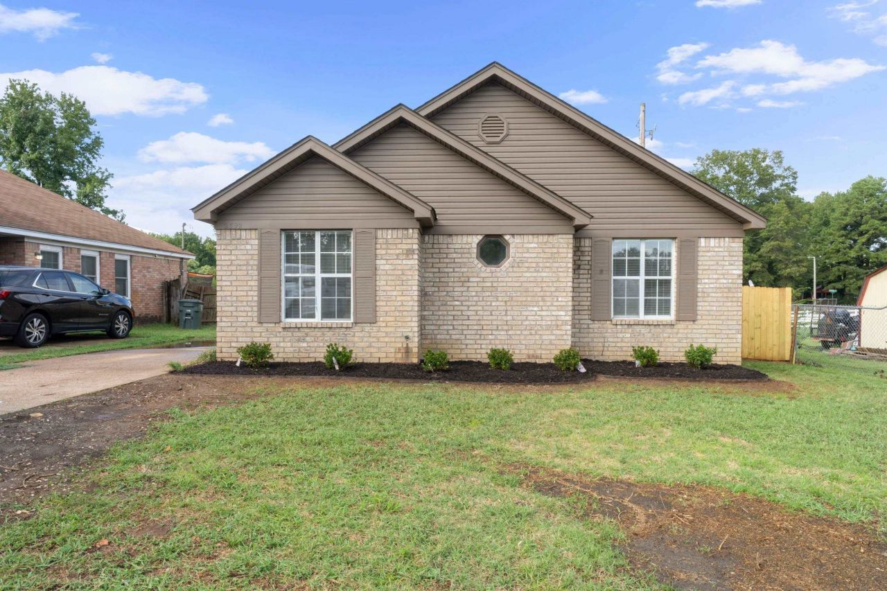 2892 St Elmo Ave, Memphis, TN 38127 Main Photo