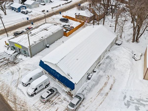 1240 Pipestone Road, Benton Harbor, MI 49022