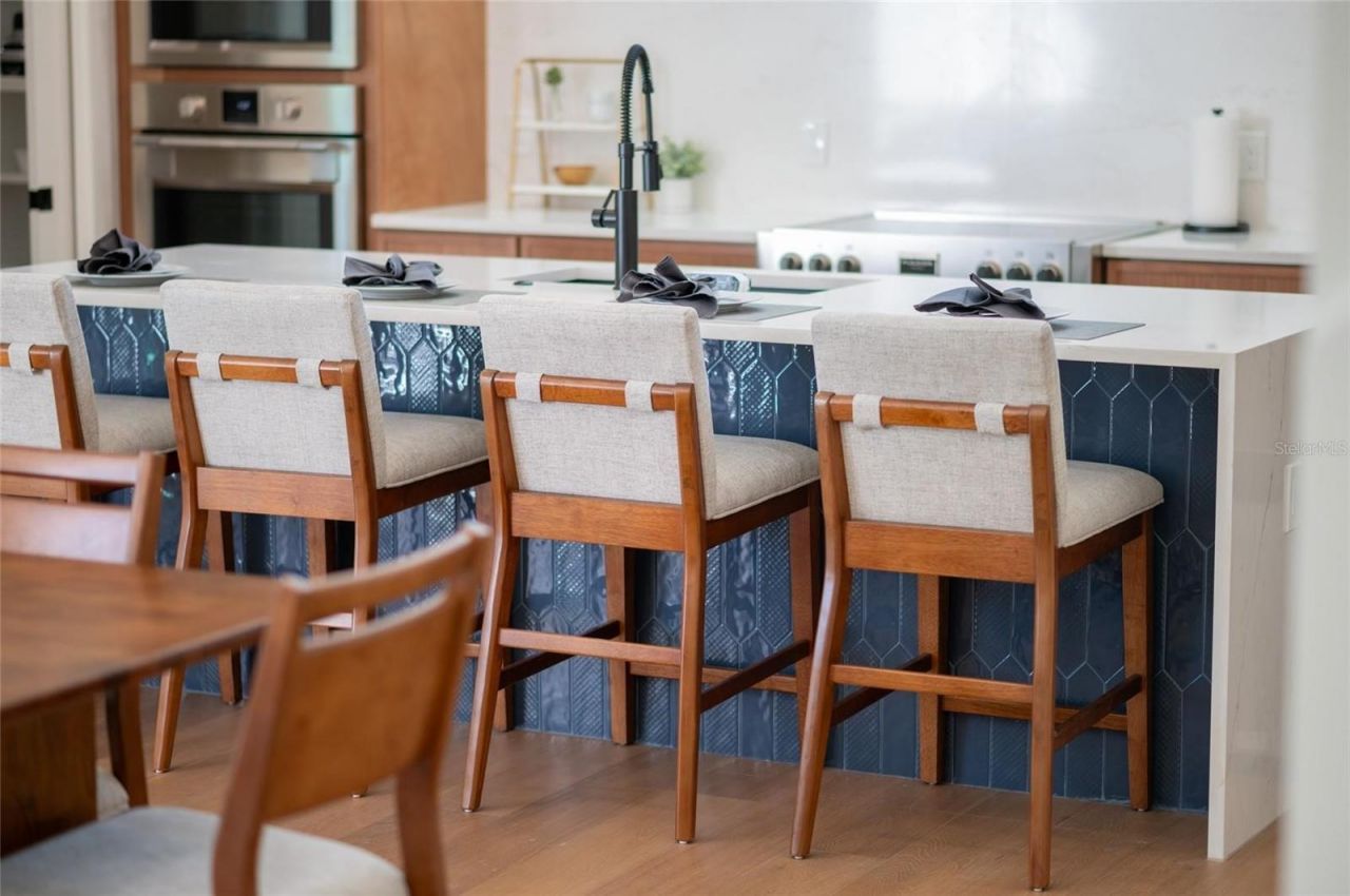 2420 Floyd Street, Sarasota, FL 34239 Photo