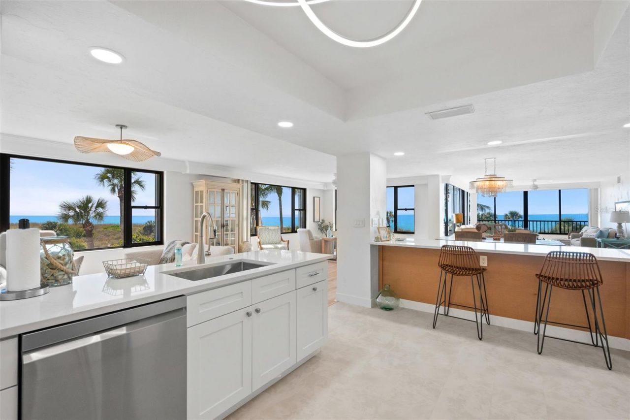 8600 Midnight Pass Road, Unit 301, Sarasota, FL 34242 Photo