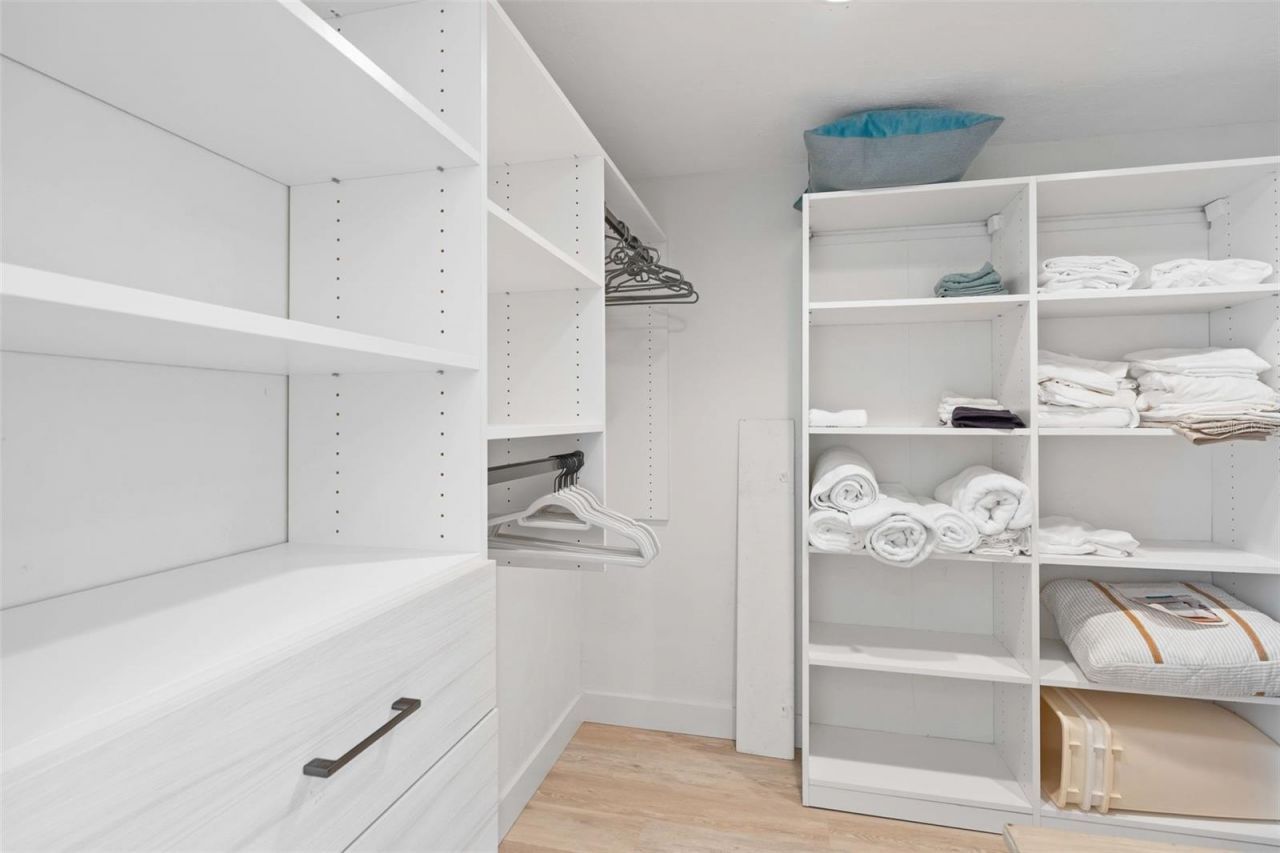 8600 Midnight Pass Road, Unit 301, Sarasota, FL 34242 Photo