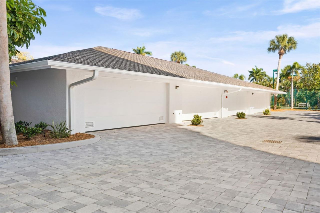 8600 Midnight Pass Road, Unit 301, Sarasota, FL 34242 Photo