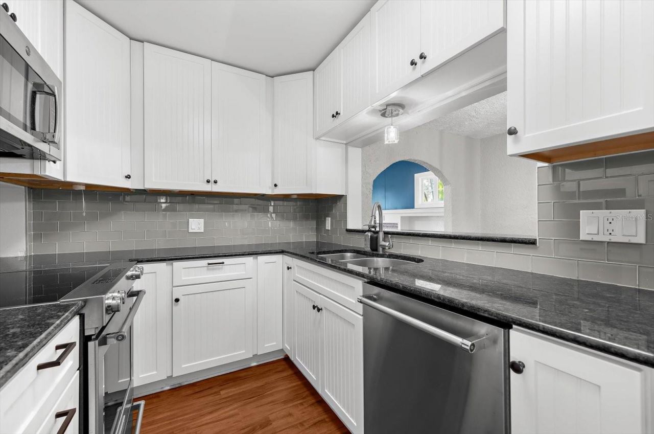 2726 8th Avenue W, Bradenton, FL 34205 Photo